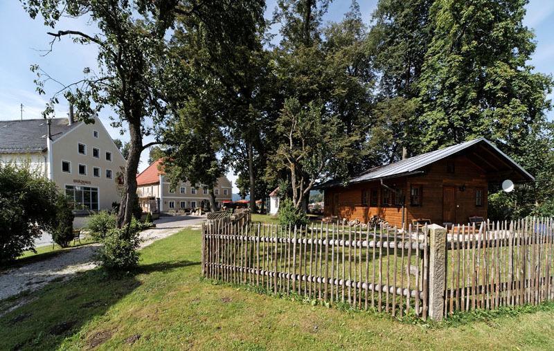 Brauerei-Gasthof Eck Hotel Bobrach Bagian luar foto