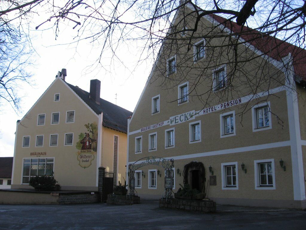 Brauerei-Gasthof Eck Bobrach Bagian luar foto